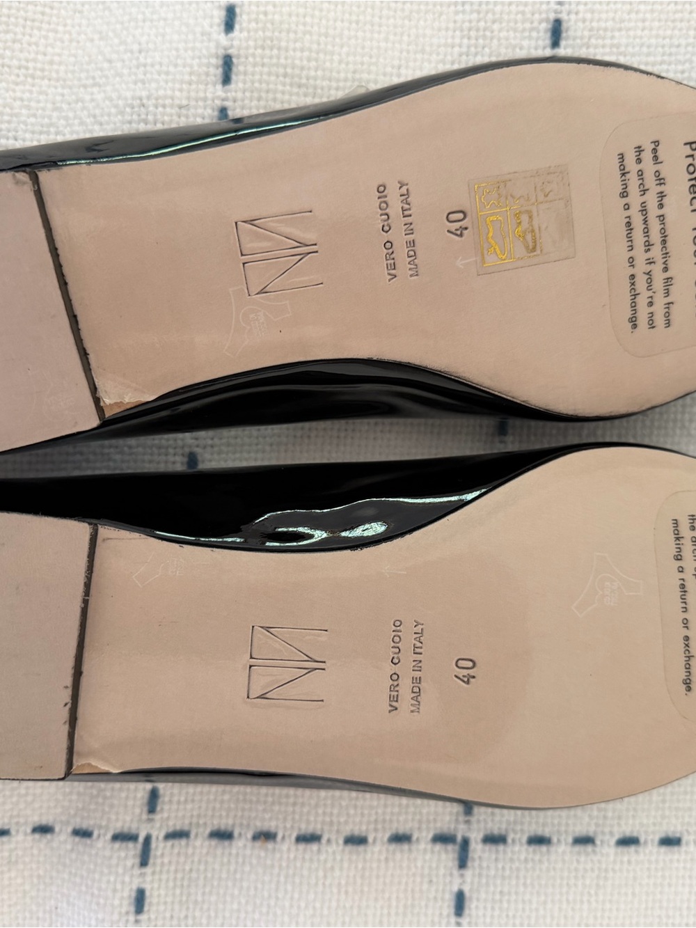 NWOT Tamara Mellon Black Patent Leather Pointed-Toe Mary Jane Flats - Picture 7 of 7